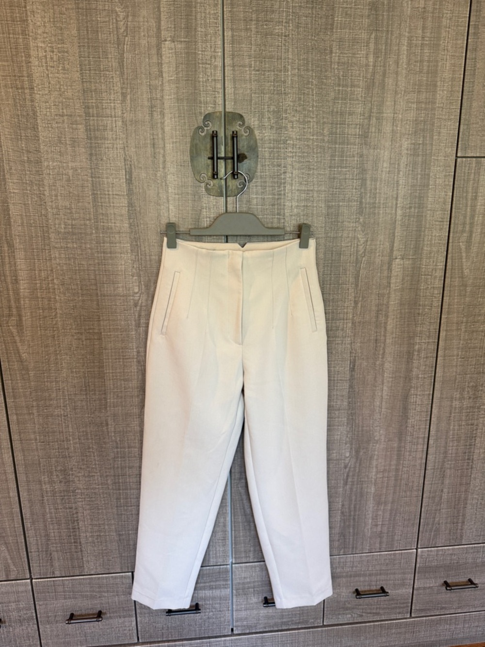 Zara High Waisted‎ Cream Trousers